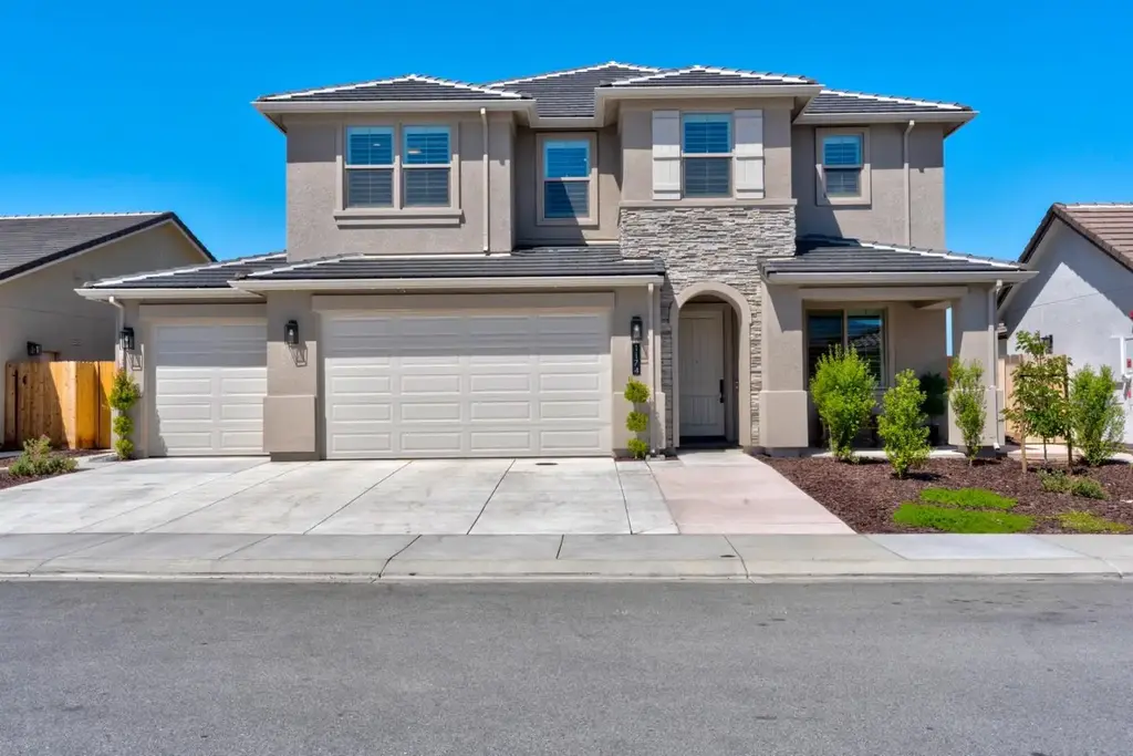 1174 Sunridge Dr, HOLLISTER