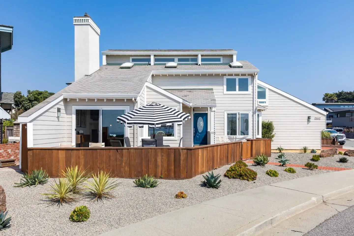 2302 W Cliff Dr, SANTA CRUZ