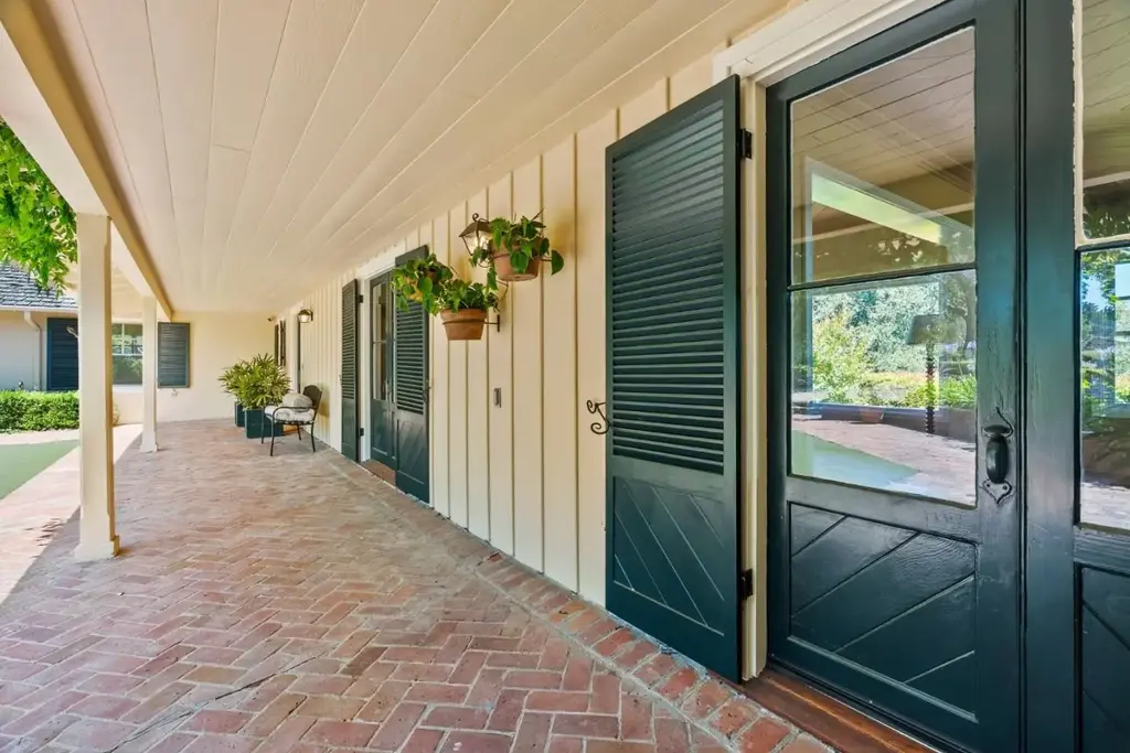 31 S Circle Dr, SANTA CRUZ