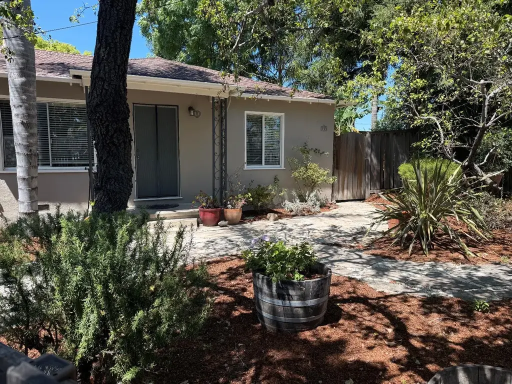 823 Cedar St, REDWOOD CITY