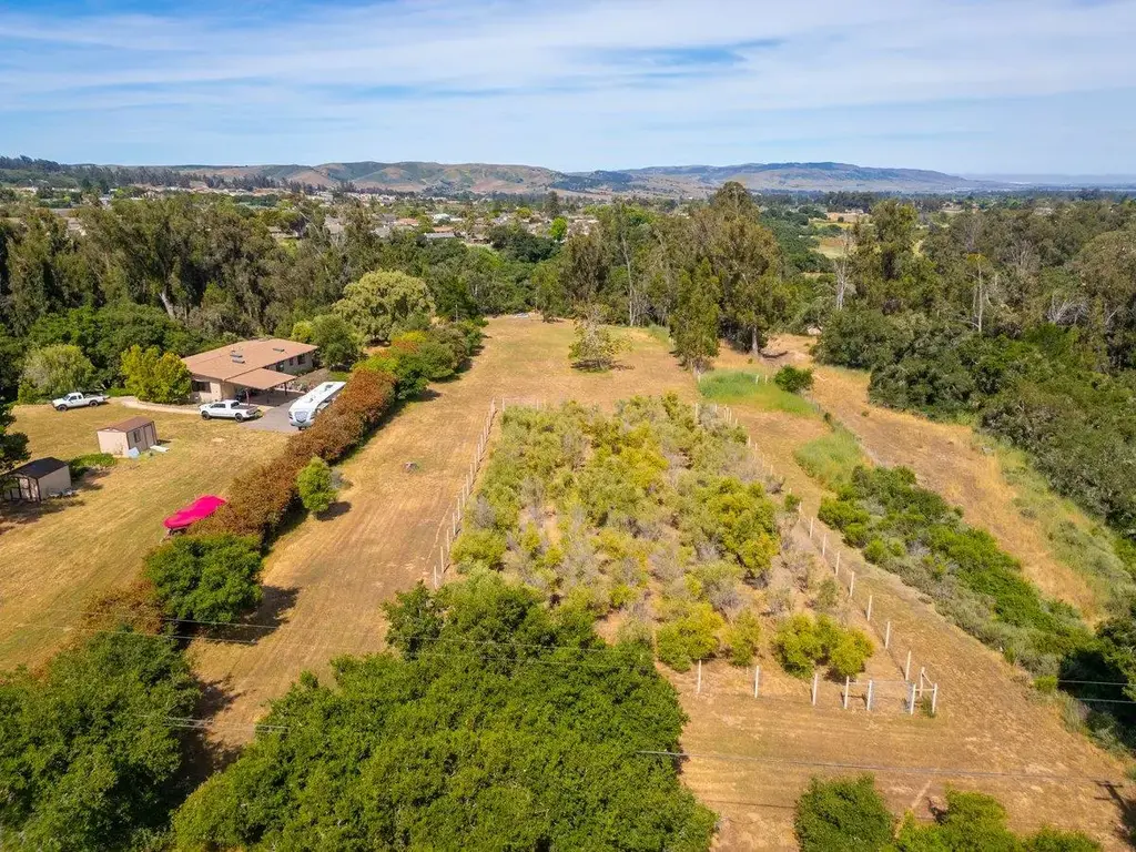 5362 Olive Hill Rd, SANTA MARIA