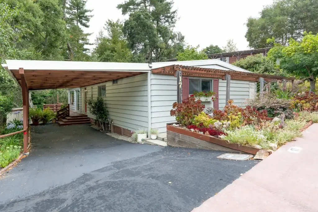 552 Bean Creek Rd 17, SCOTTS VALLEY