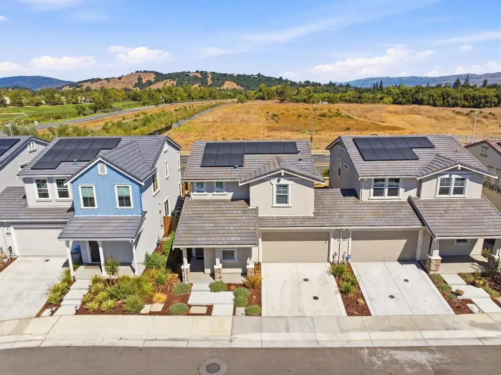 1649 Siderits Way, Gilroy