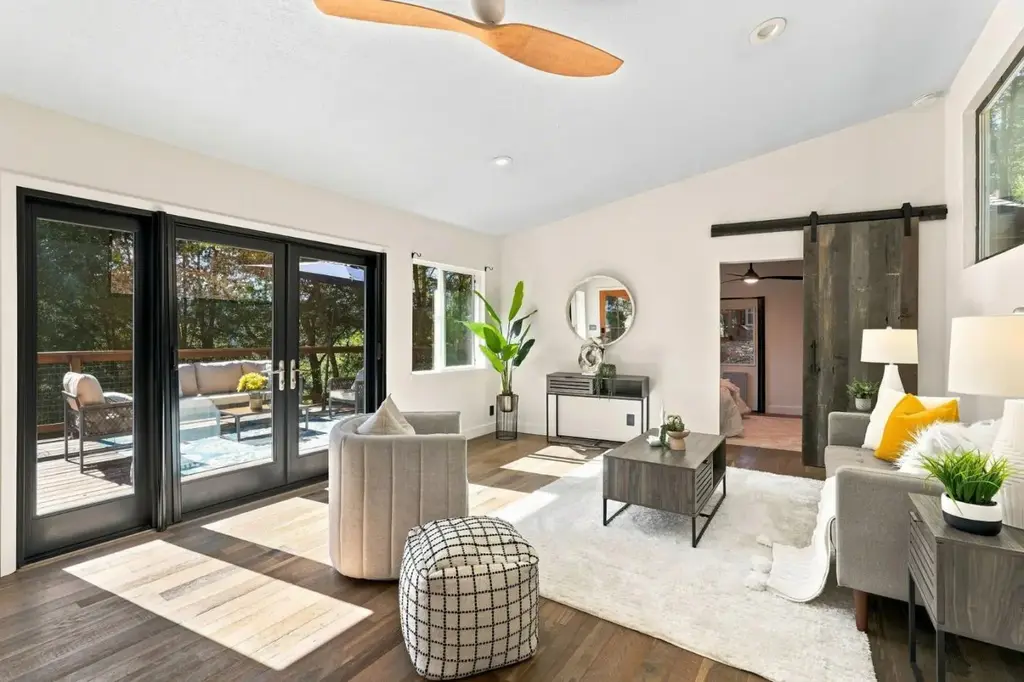 21477 Old Mine Rd, Los Gatos
