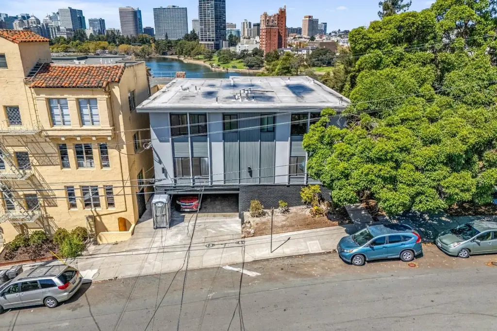 449 Merritt Ave, OAKLAND