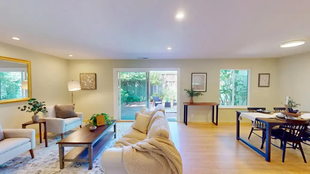 584 Spinnaker Ct, Santa Cruz