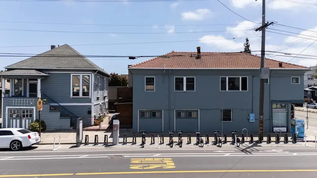 764 40th St, OAKLAND