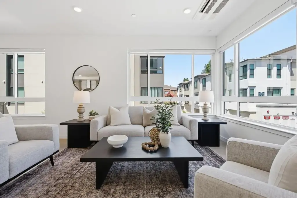 401 Siam Ter 8, SUNNYVALE
