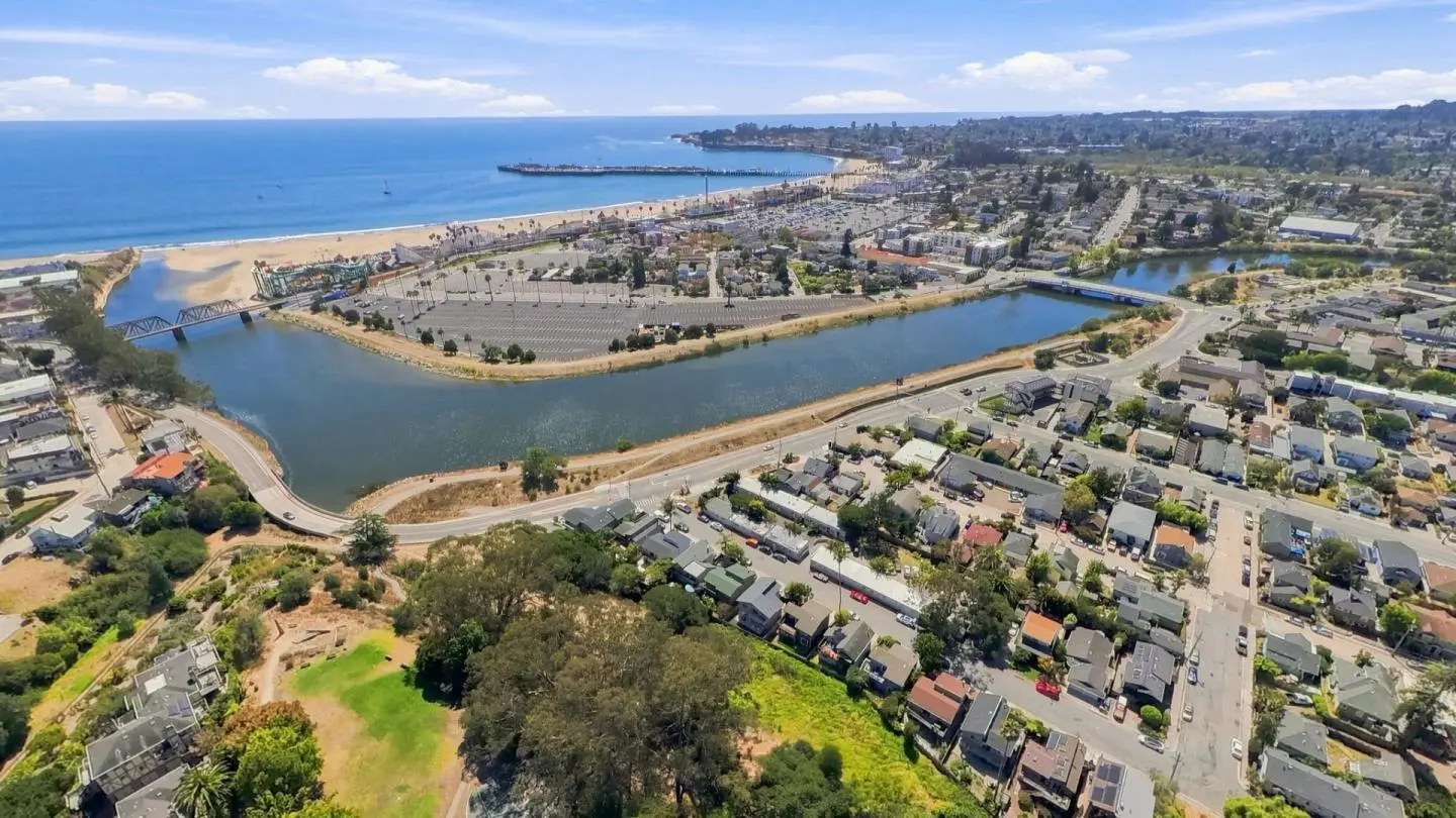 118 Jessie St, Santa Cruz