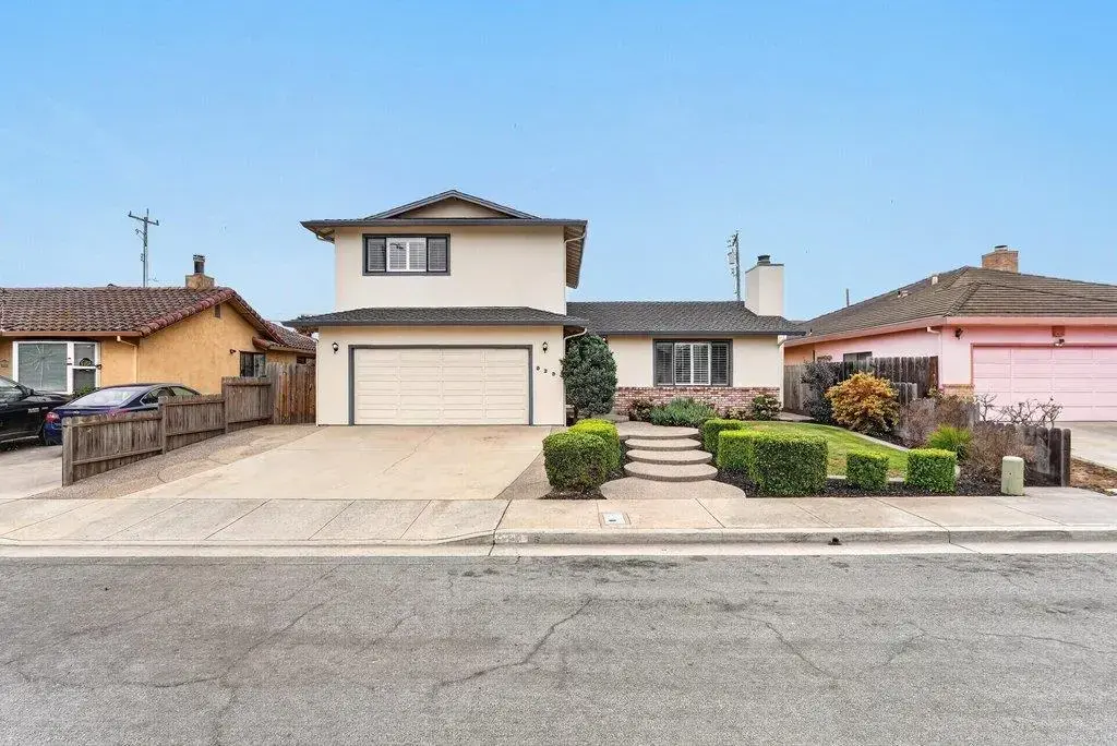929 Lake Village Dr, WATSONVILLE