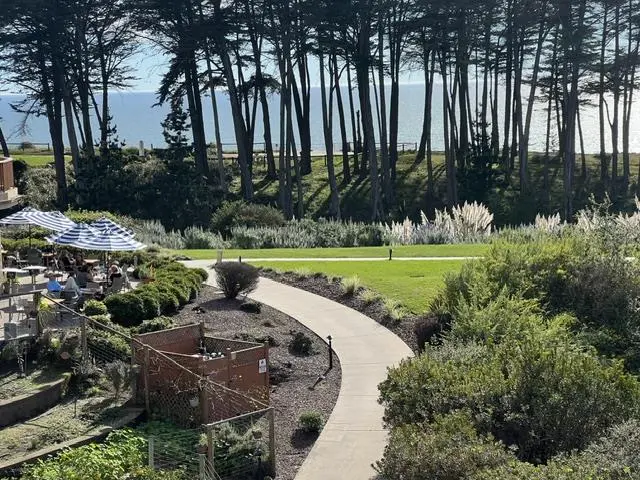 302 Seascape Resort Dr, Aptos