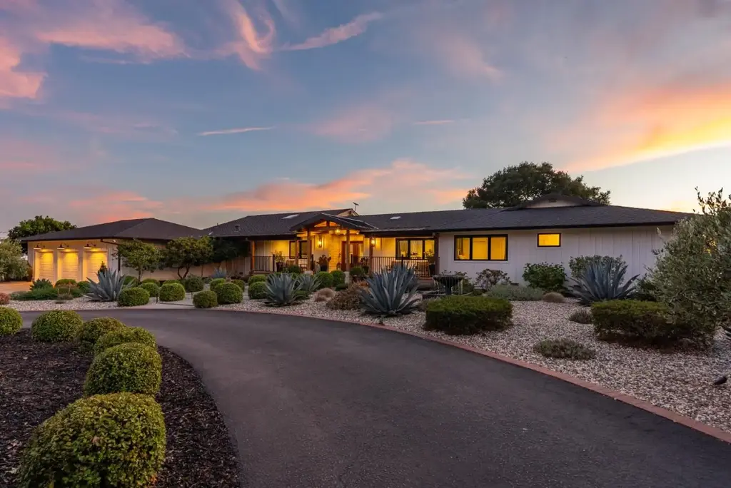 145 Coy Dr, WATSONVILLE