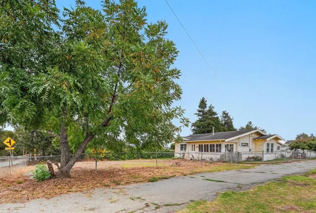 897 Green Valley Rd, WATSONVILLE