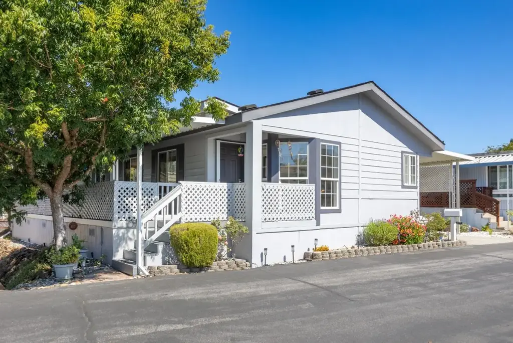 444 Whispering Pines Dr 174, SCOTTS VALLEY