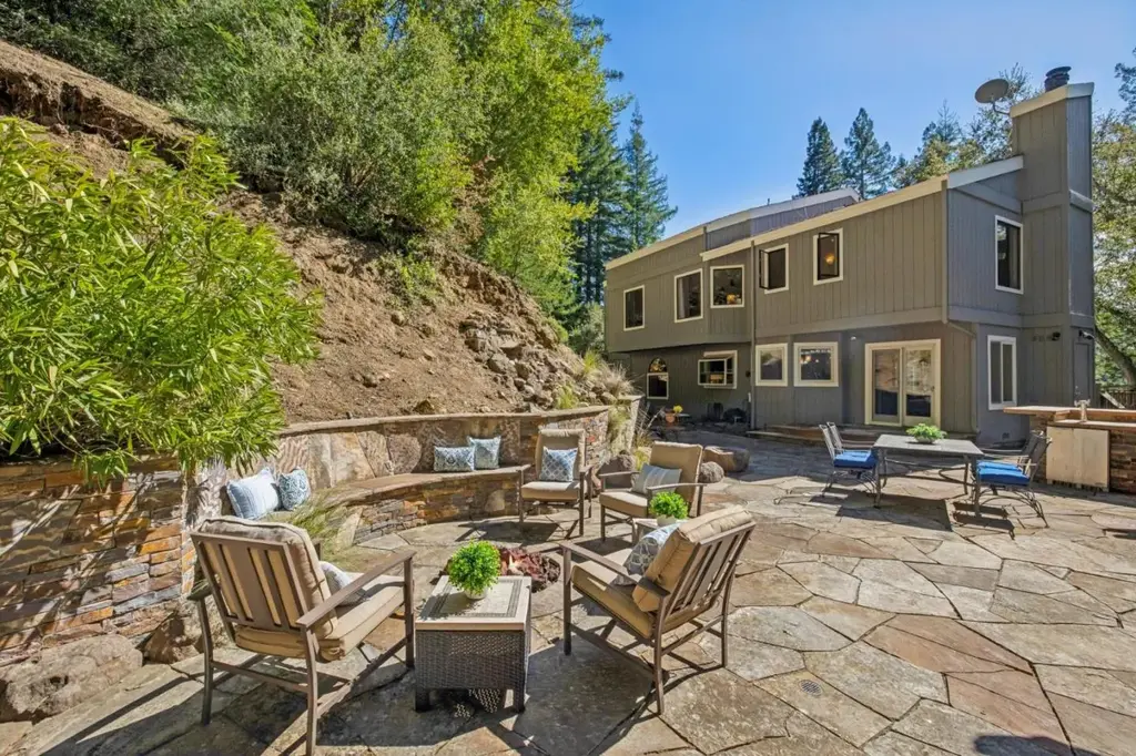23584 Skyview Ter, LOS GATOS