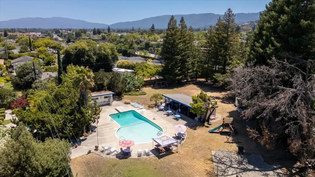 1063 Colony Hills Ln, CUPERTINO