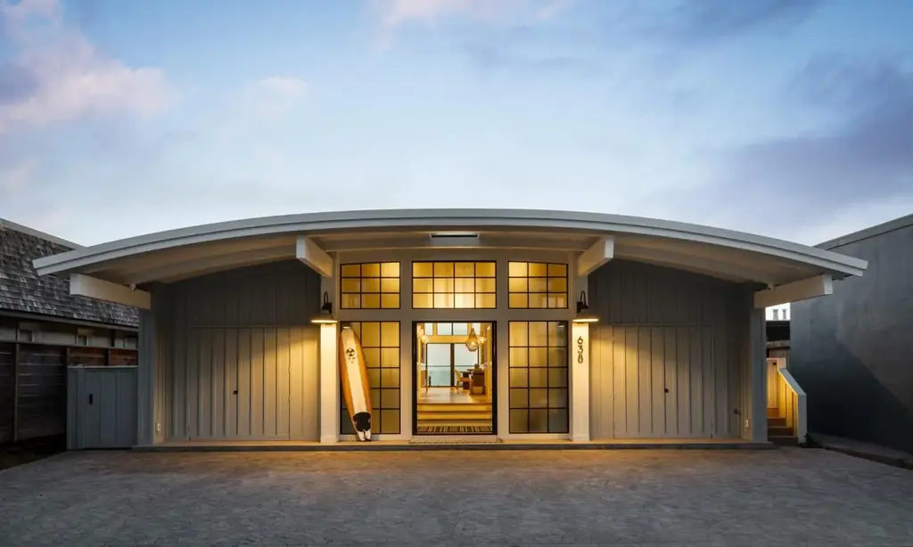 638 Beach Dr, Aptos