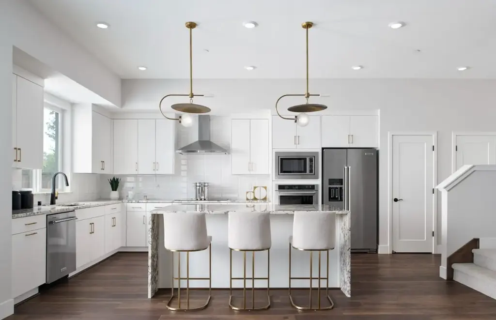 10310 Elm Cir, SARATOGA