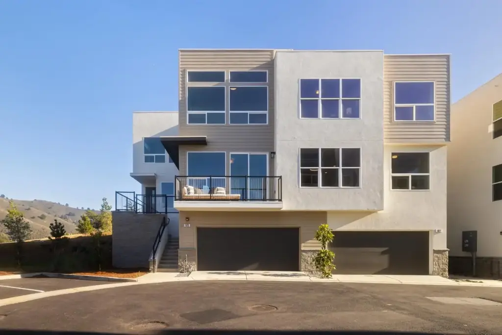 827 Fassler Ave, PACIFICA