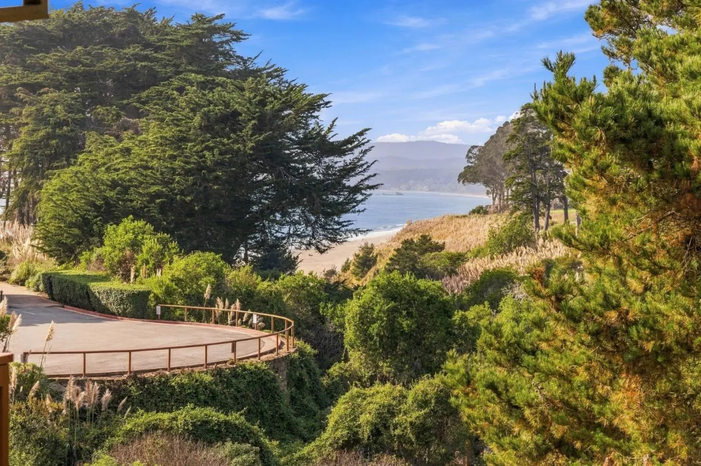 450 Seascape Resort Dr, APTOS