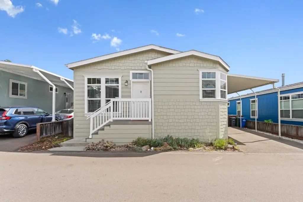 100 N Rodeo Gulch Rd 96, SOQUEL