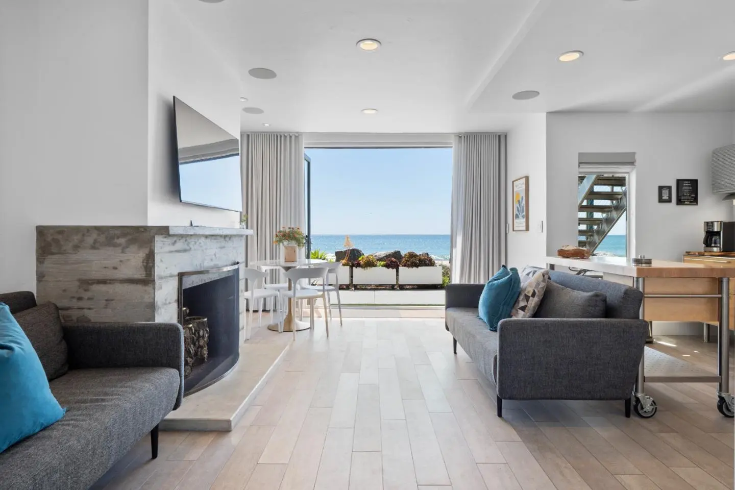 264 Beach Dr, APTOS