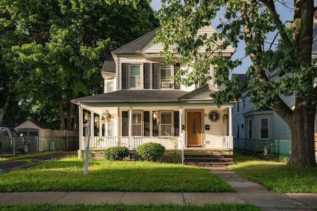 51 View St, Holyoke