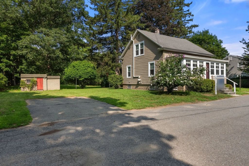 7-a Upper Beacon Street, Maynard