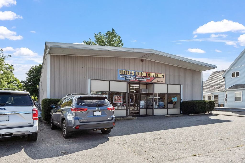 359 Summer St, Fitchburg