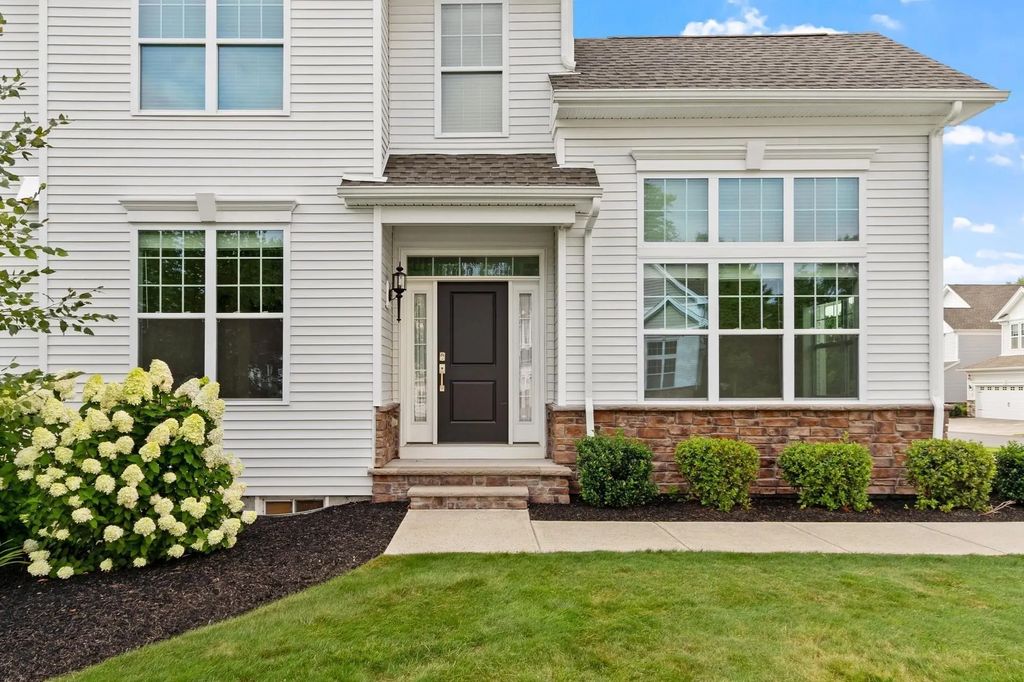 2 Phoebe St #2, Methuen
