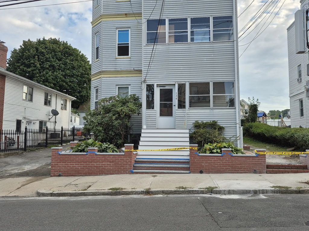 134 Proctor, Revere