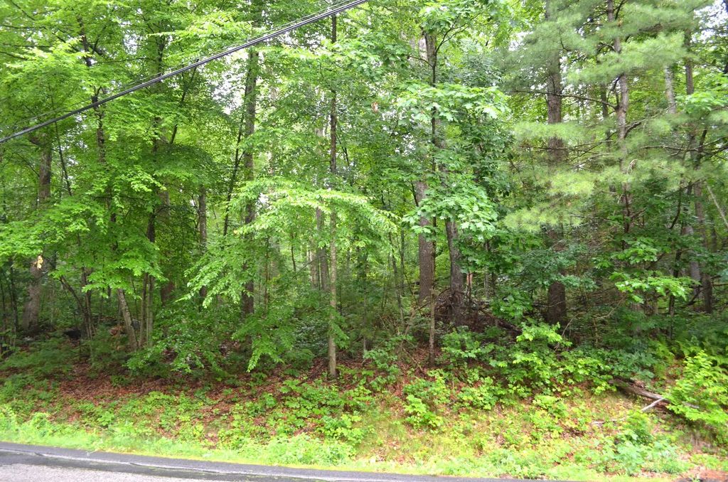 24 Monson Turnpike Rd, Ware