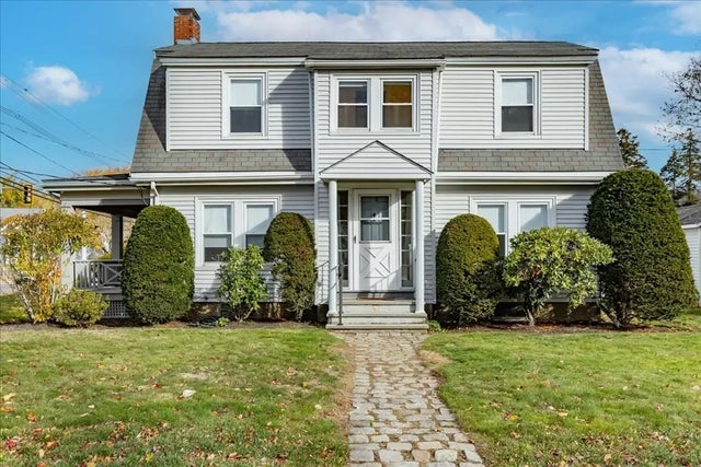 2 Martin St, Marblehead