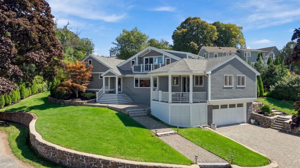 15 Indianhead Cirlce, Marblehead
