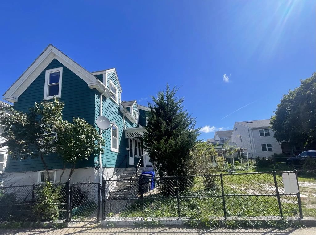 12 Shepard St, Boston