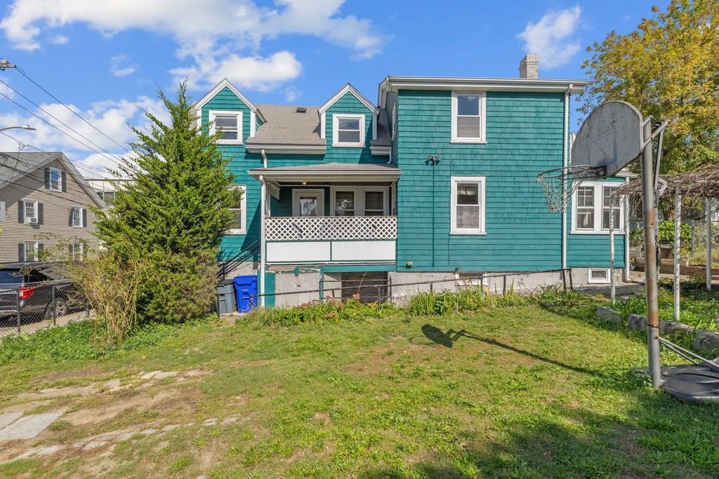 12 Shepard St, Boston