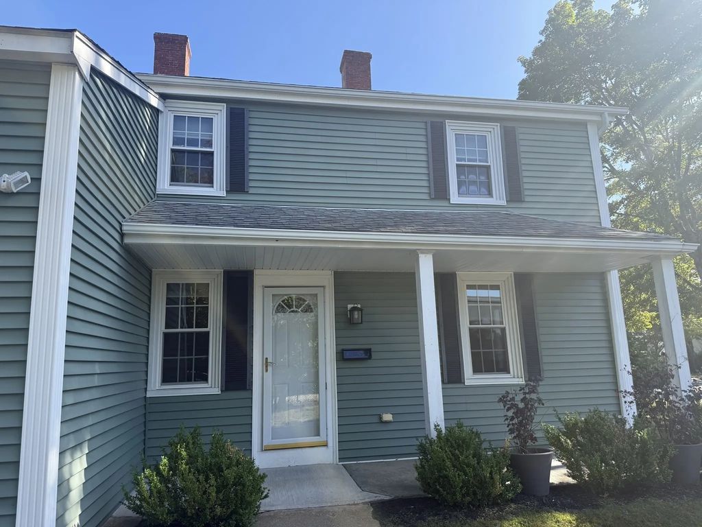 22 School St #22, Merrimac