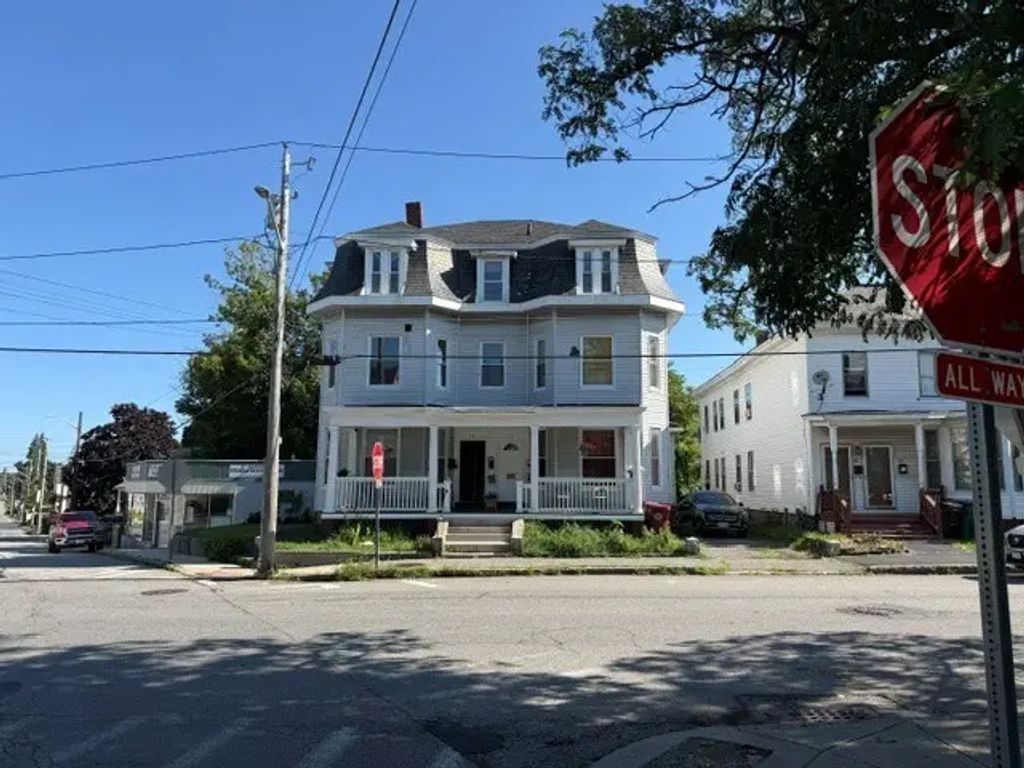 225-306 Branch St/walker Street, Lowell