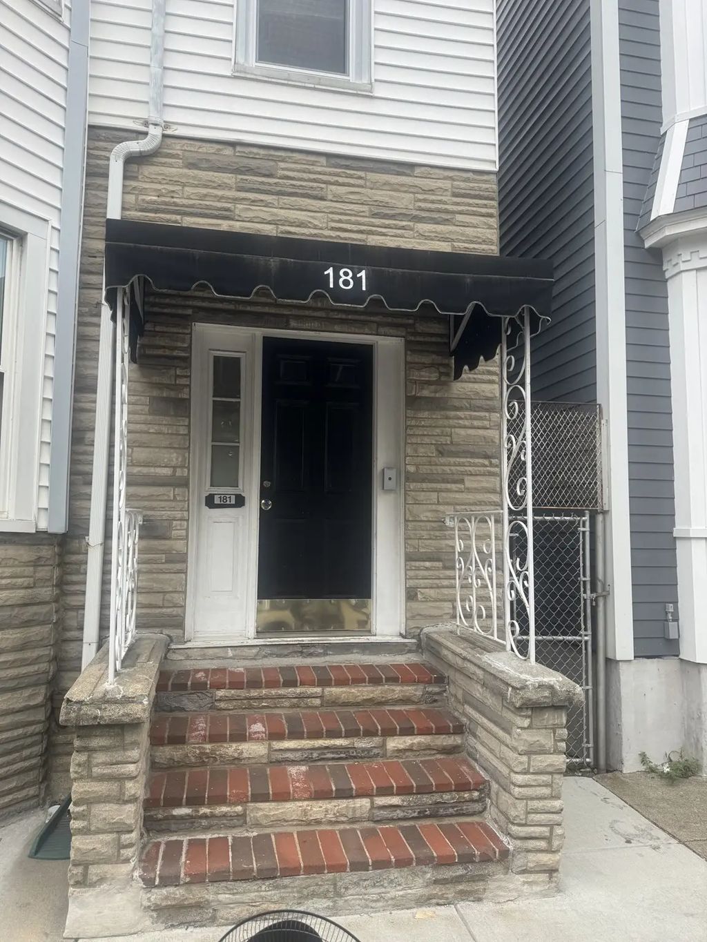181 London Street #3, Boston