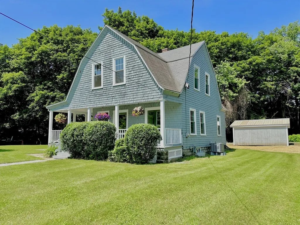 109 Montague City Rd, Greenfield