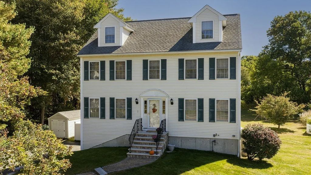 3 Etta Rd, Billerica