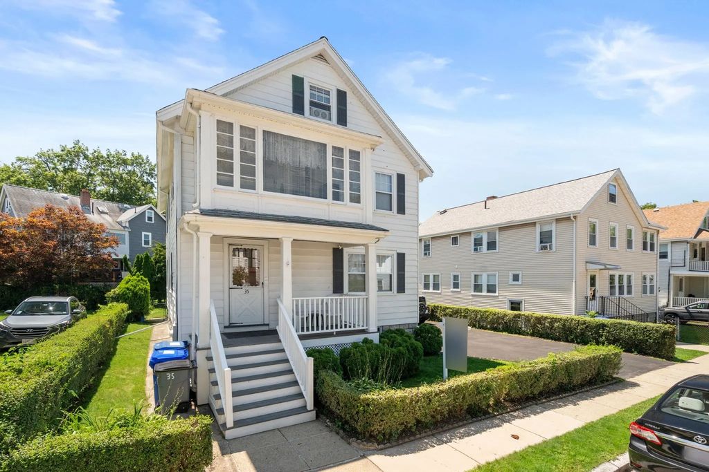 35 Trapelo St #2, Boston