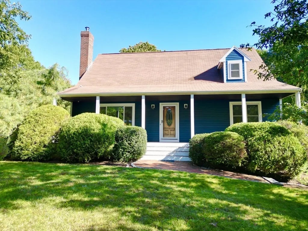 128 Pine Mountain Dr, Plymouth