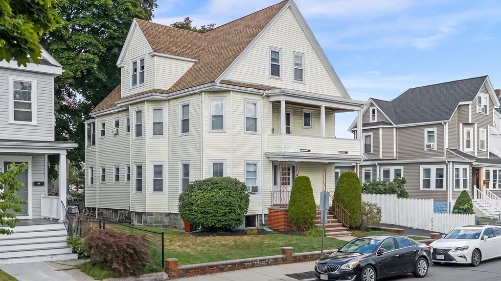 124 Grant Ave, Medford