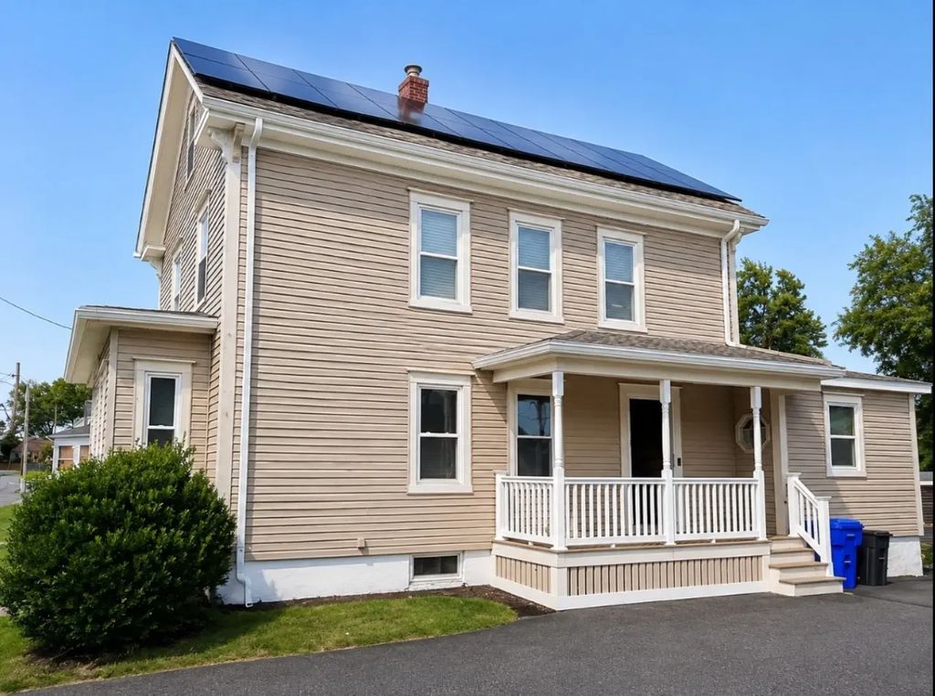 35 Jefferson St, Taunton