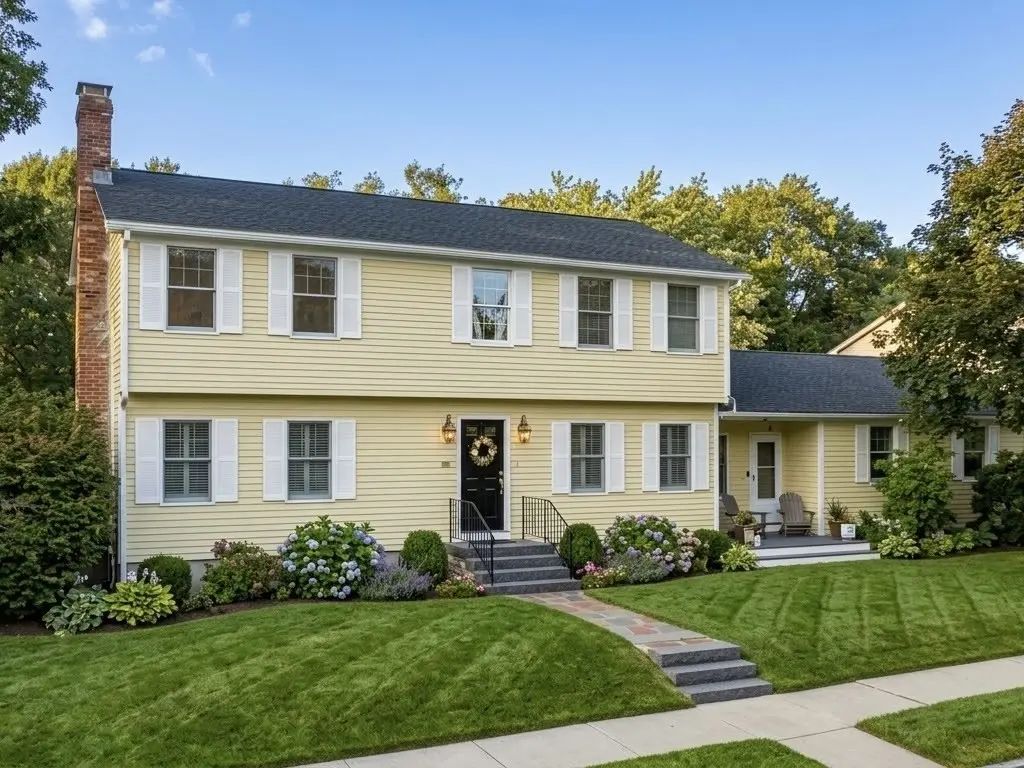1 Cricket Ln, Worcester