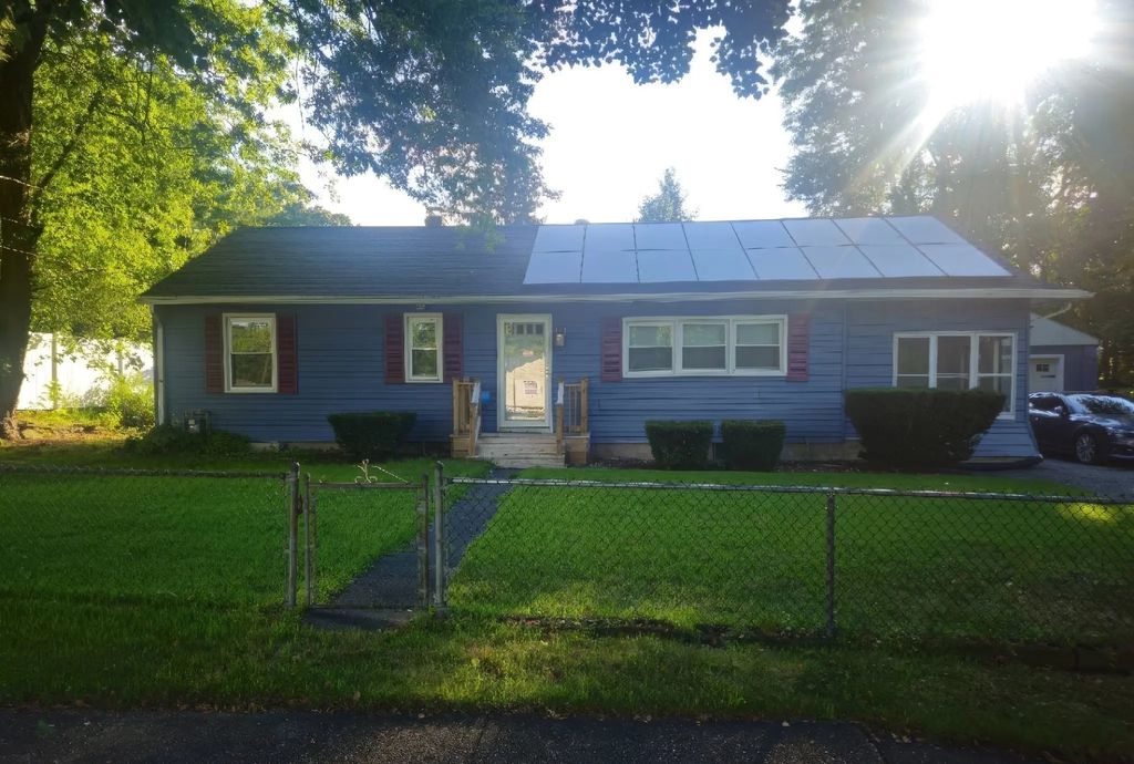 369 Breckwood Blvd, Springfield