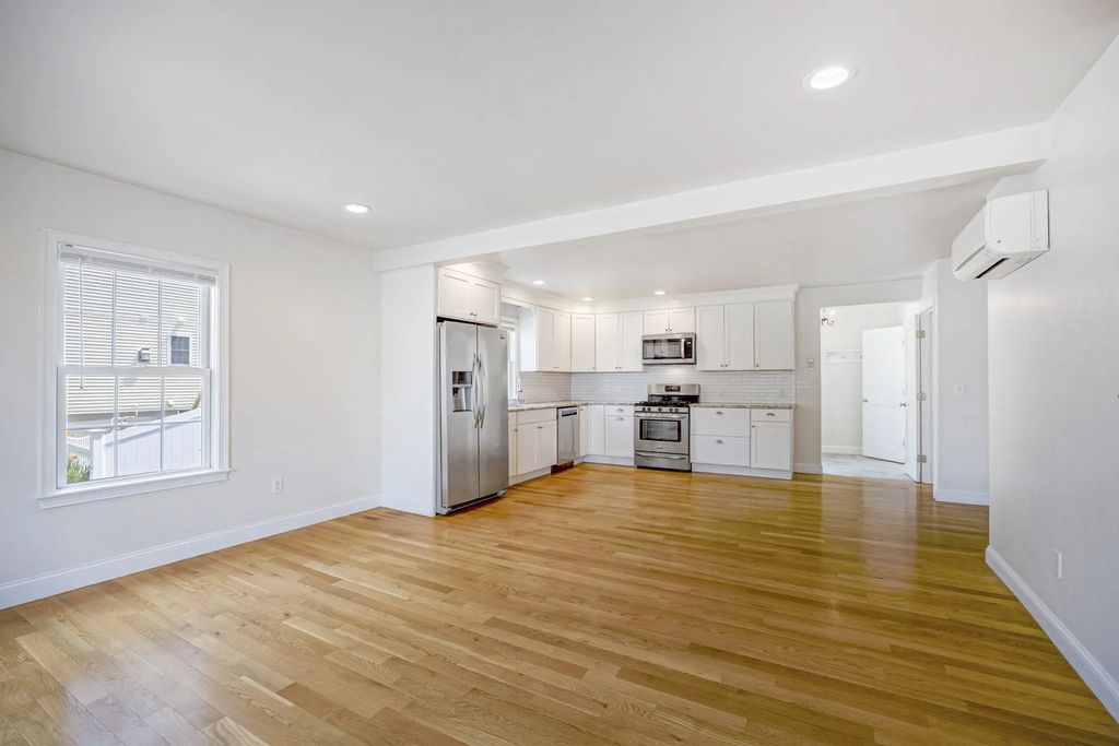 48 Spruce #1, Winchester