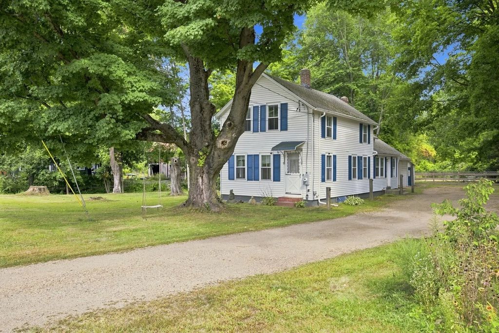 114 Old Amherst Rd, Sunderland