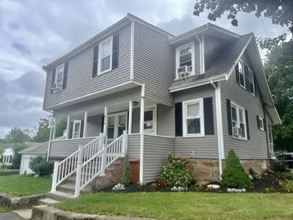 216 Pond Street #2, Braintree